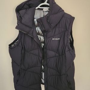 Columbia vest